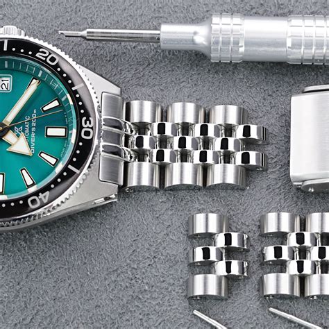 breitling bracelet micro adjustment|how to adjust watch bracelet.